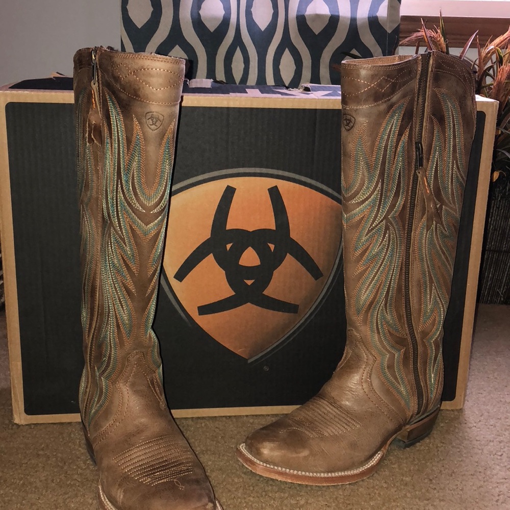 ARIAT LUCINDA COWGIRL BOOTS SZ 7